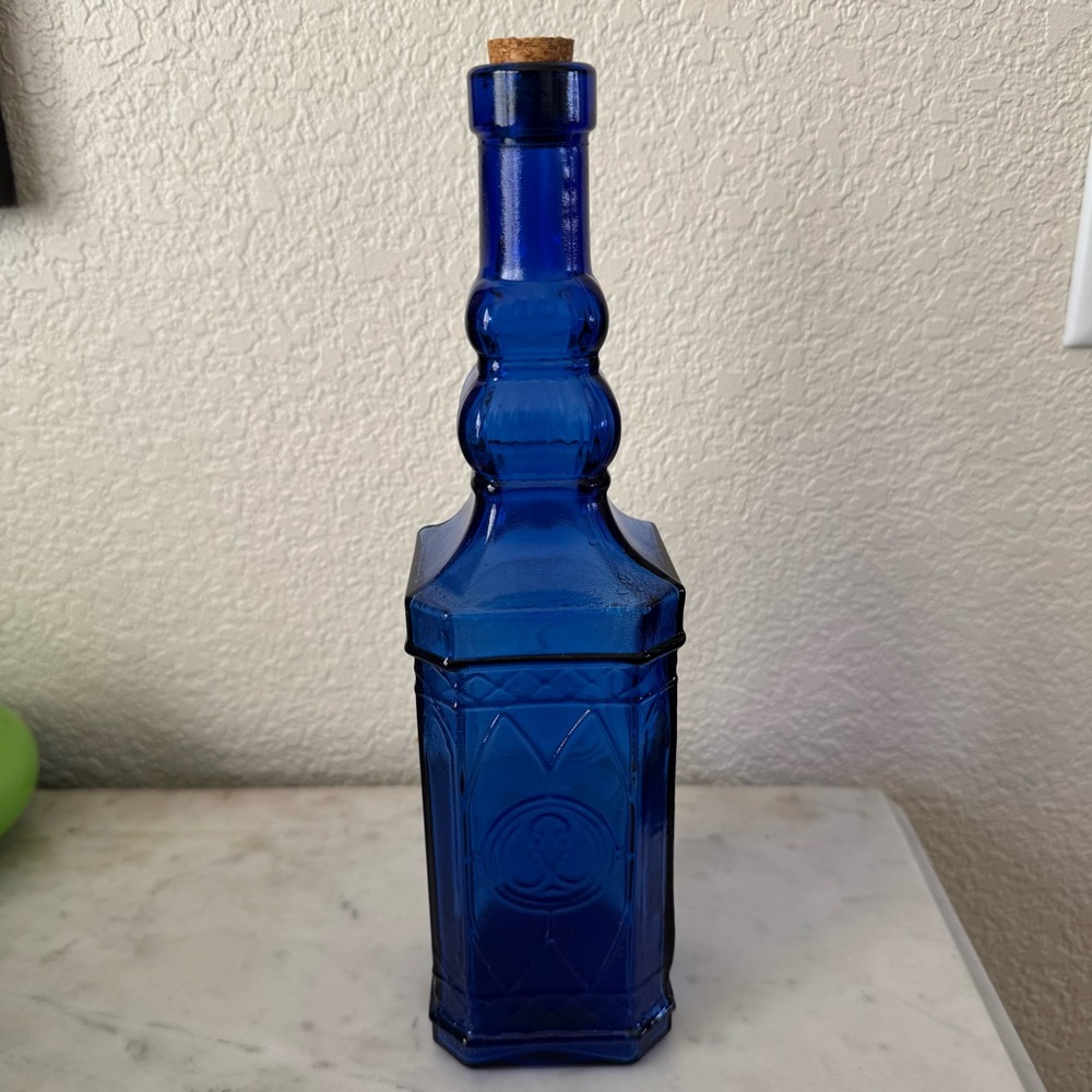Vintage Cobalt Blue Glass Decorative Bottle Decanter 12‎ Inches Tall Wine Cork